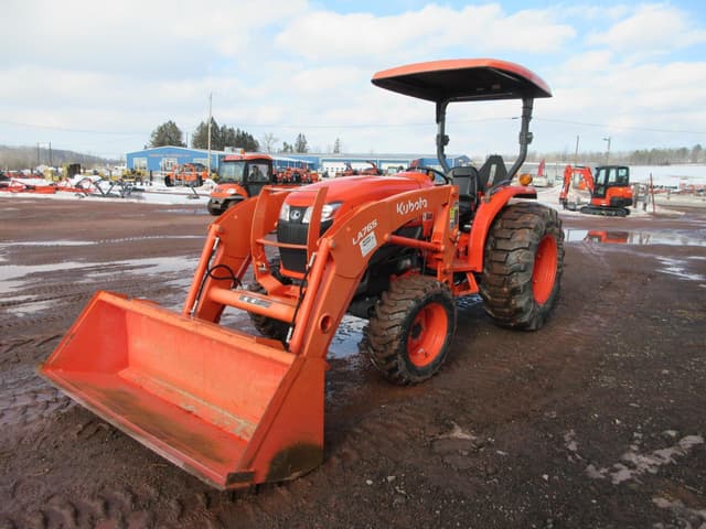 Image of Kubota L4701HST equipment image 4
