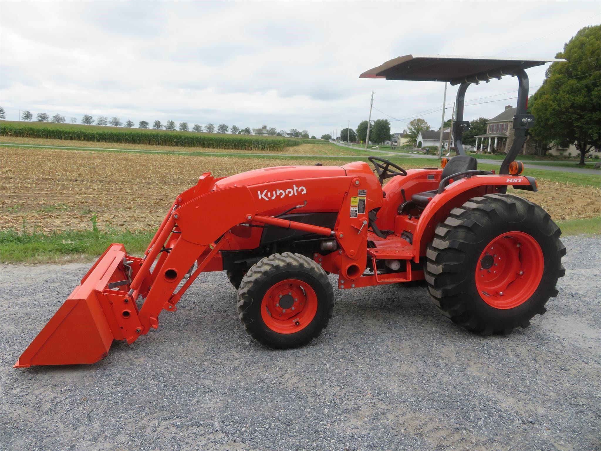 2021 Kubota L4701 Equipment Image0