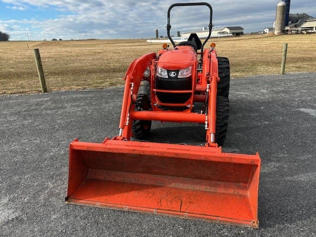 Image of Kubota L4701HST equipment image 2