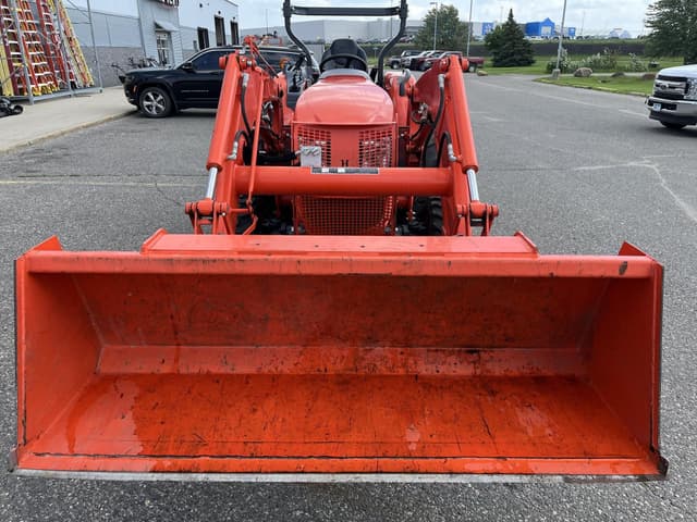 Image of Kubota L5460HST equipment image 2