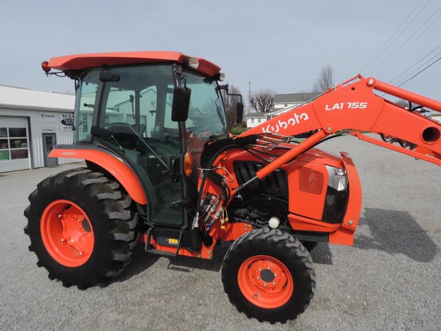 Image of Kubota L5460HSTC equipment image 2