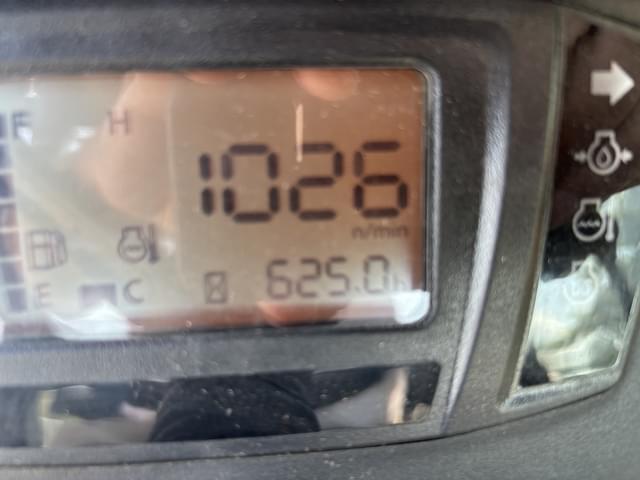 Image of Kubota LX2610HSDC equipment image 3