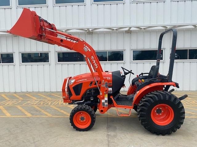 Image of Kubota LX2610SUHSD equipment image 3