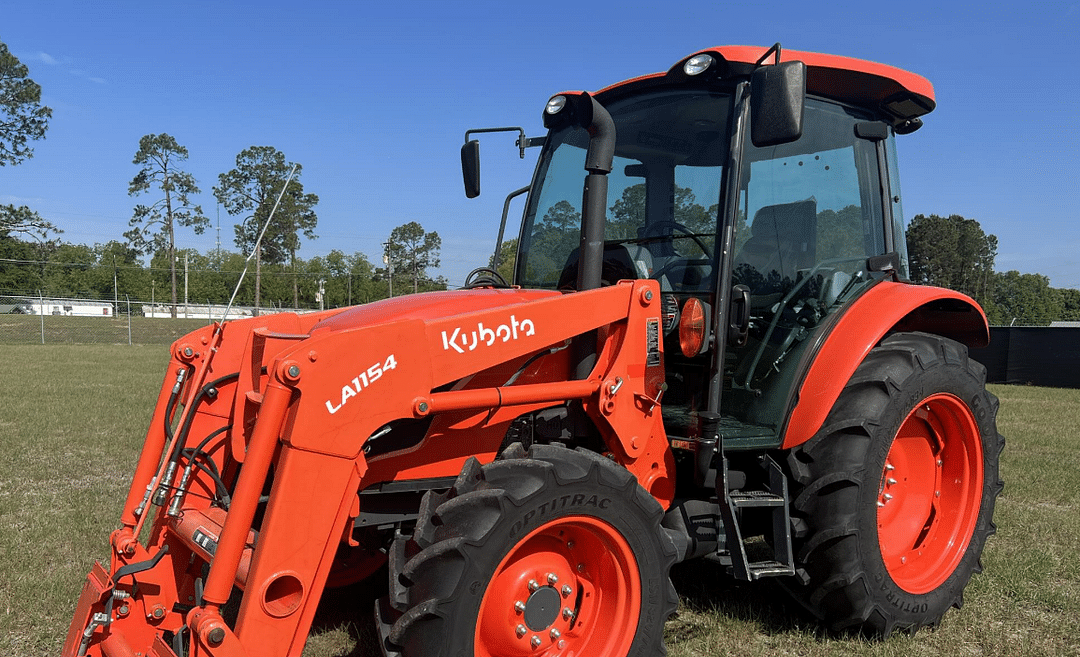 Image of Kubota M4-071 Primary image