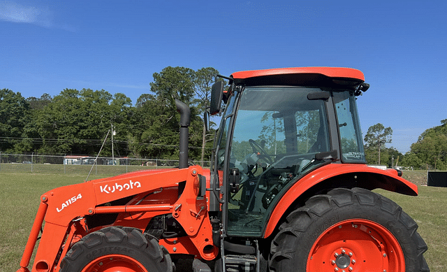 Image of Kubota M4-071 equipment image 1