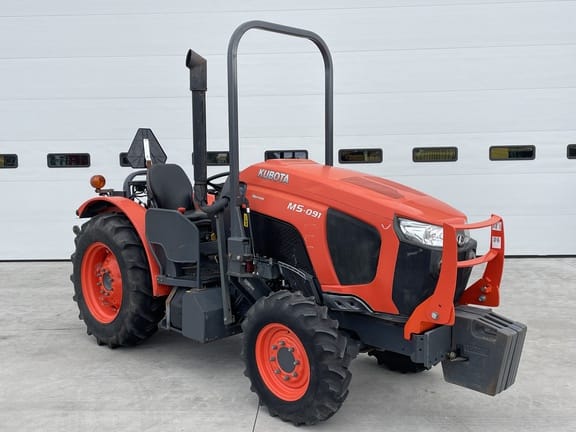 2021 Kubota M5-091 Equipment Image0