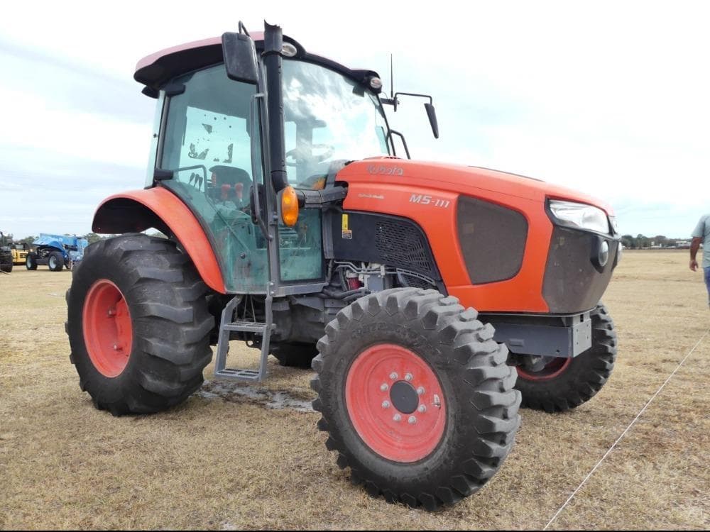 Image of Kubota M5-111 Primary image