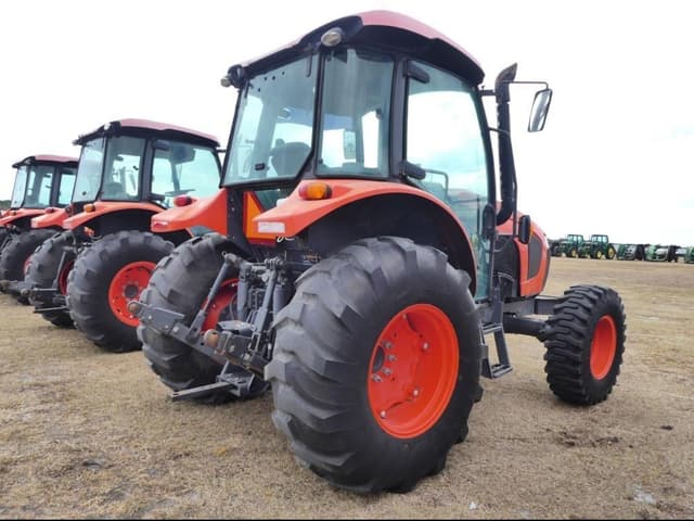 Image of Kubota M5-111 equipment image 2