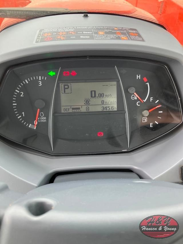 Image of Kubota M5-111 equipment image 4