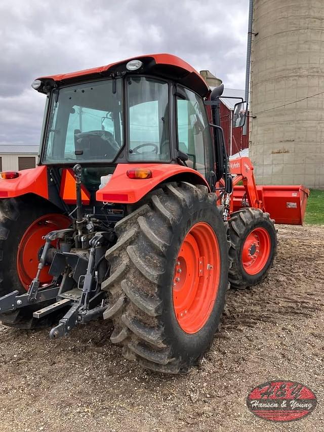Image of Kubota M5-111 equipment image 2