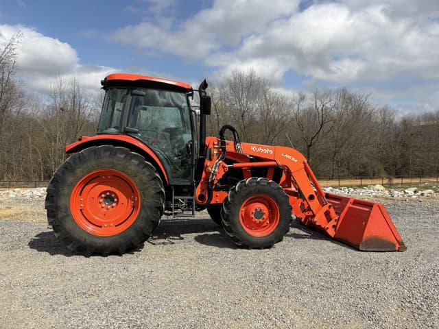 Image of Kubota M5-111D equipment image 3