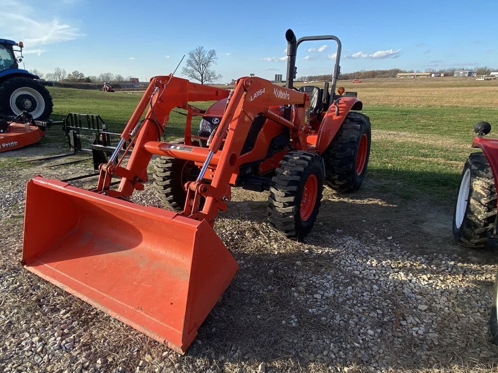 Image of Kubota M6060 Image 1