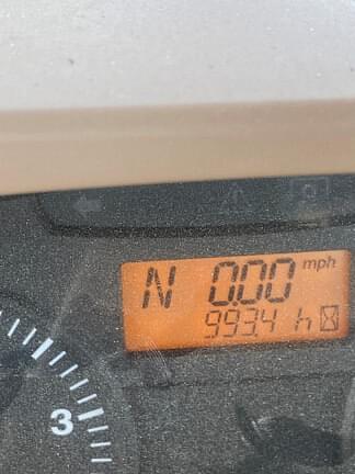 Image of Kubota M6060 equipment image 3