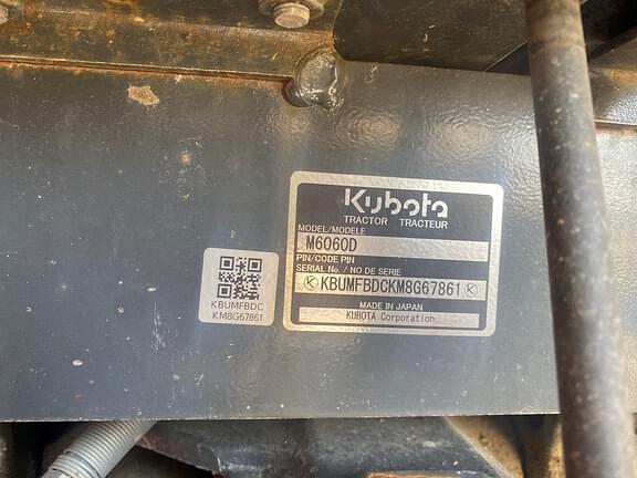 Image of Kubota M6060 equipment image 4