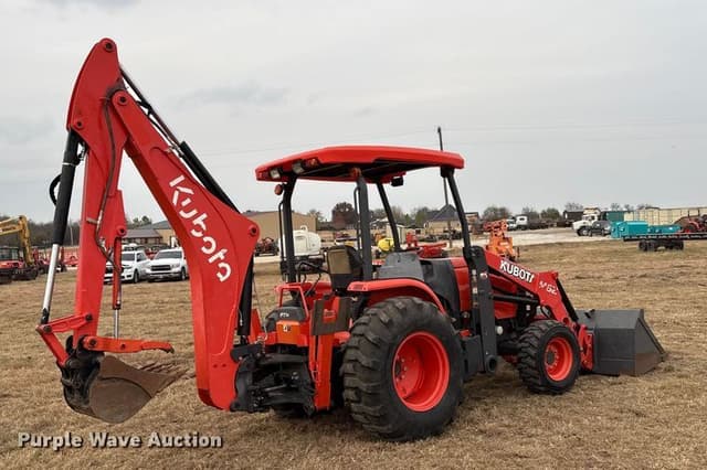 Image of Kubota M62 equipment image 4