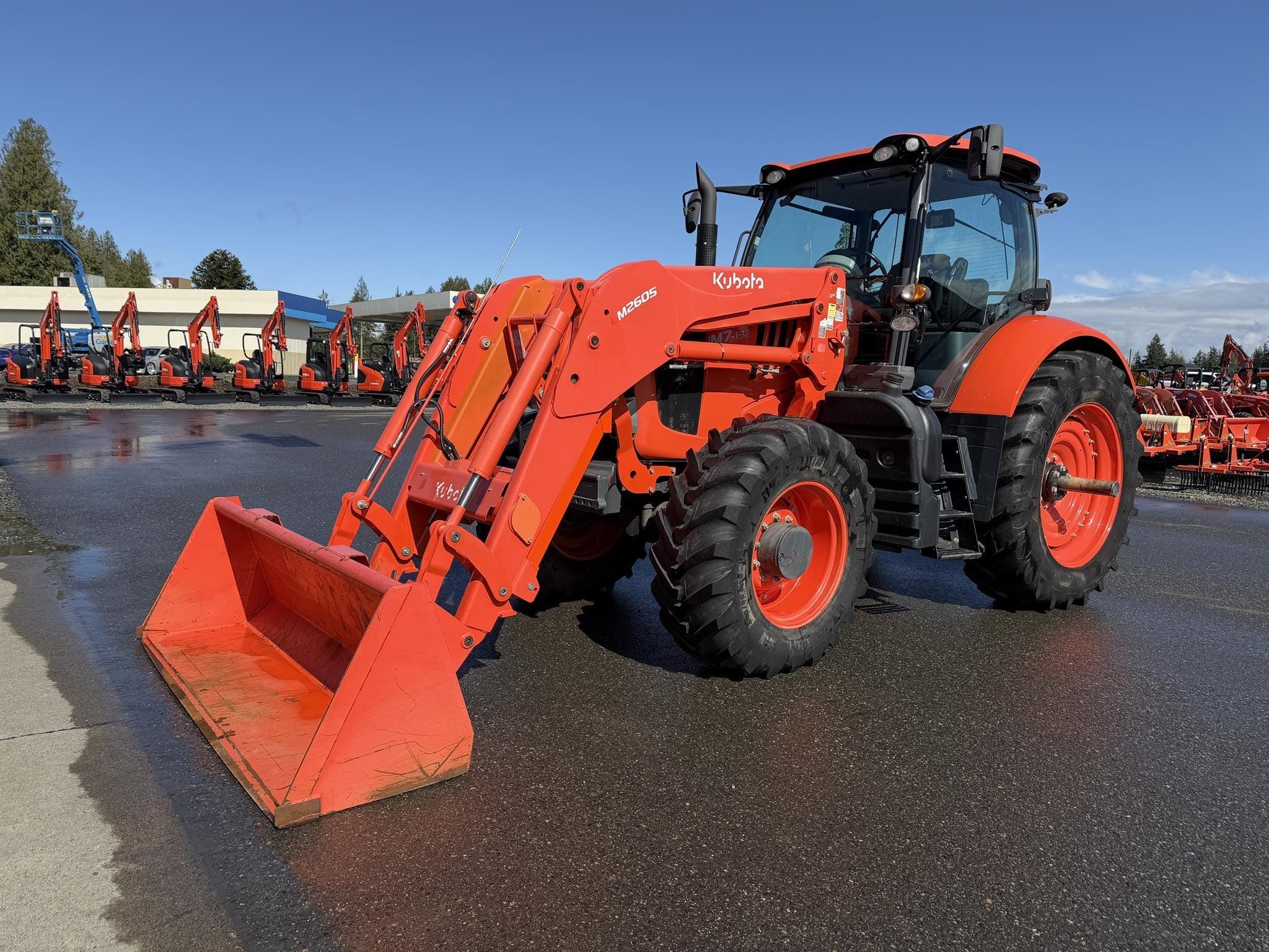 2021 Kubota M7.132 Deluxe Equipment Image0