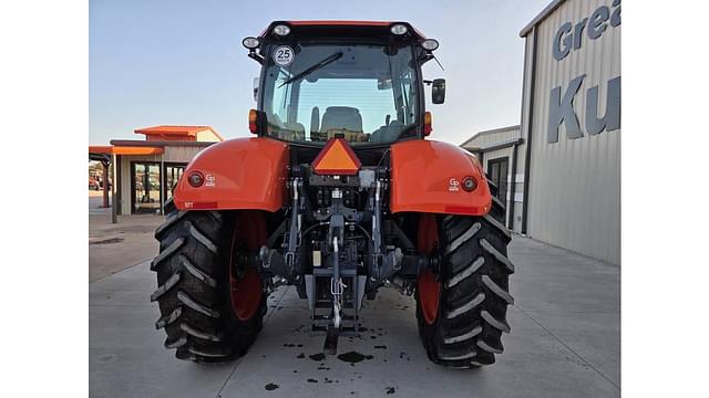 Image of Kubota M7.132 Deluxe equipment image 3