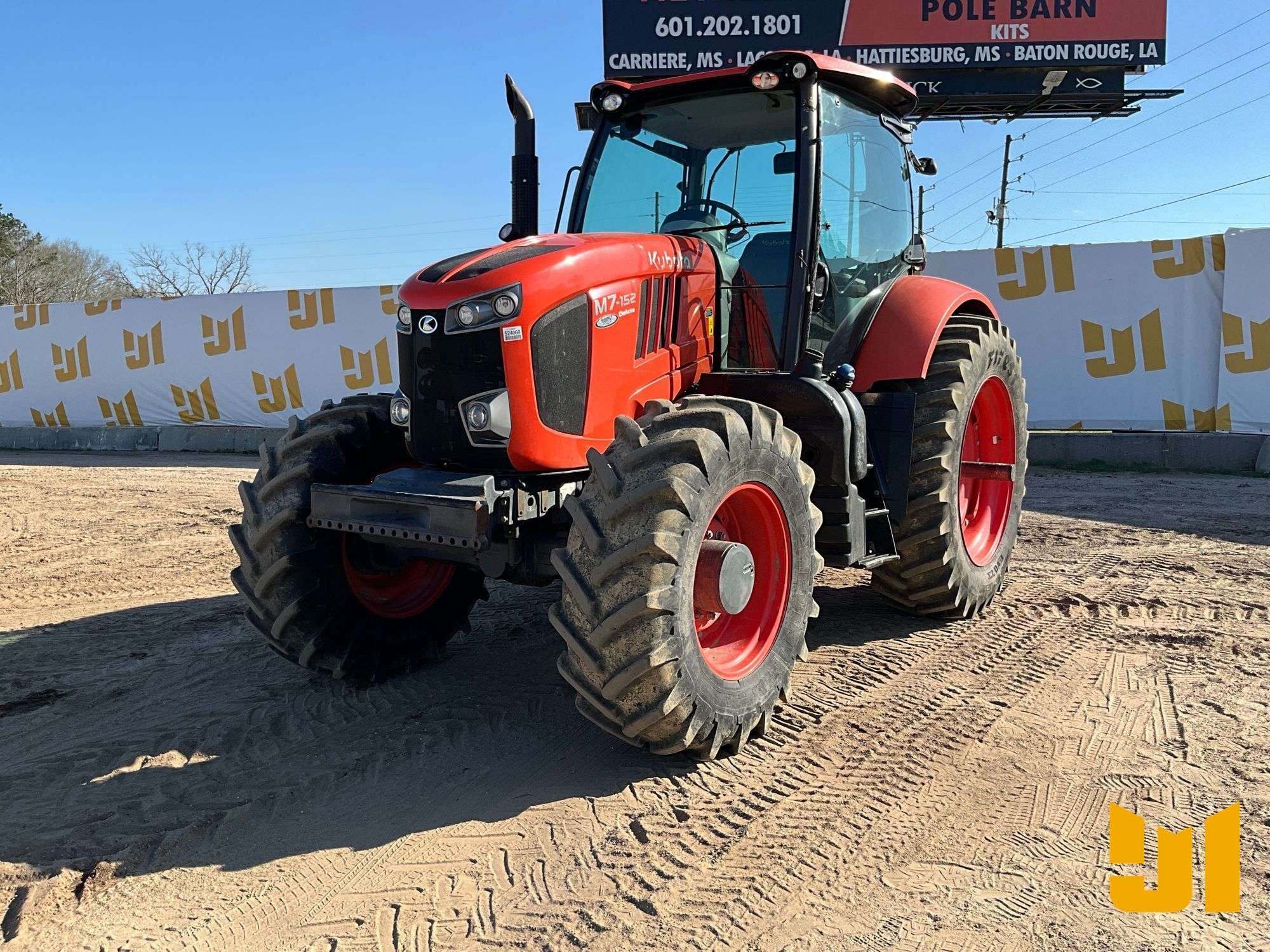 2021 Kubota M7.152 Deluxe Equipment Image0