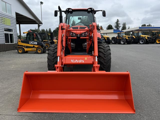 Image of Kubota M7.152 Deluxe equipment image 2