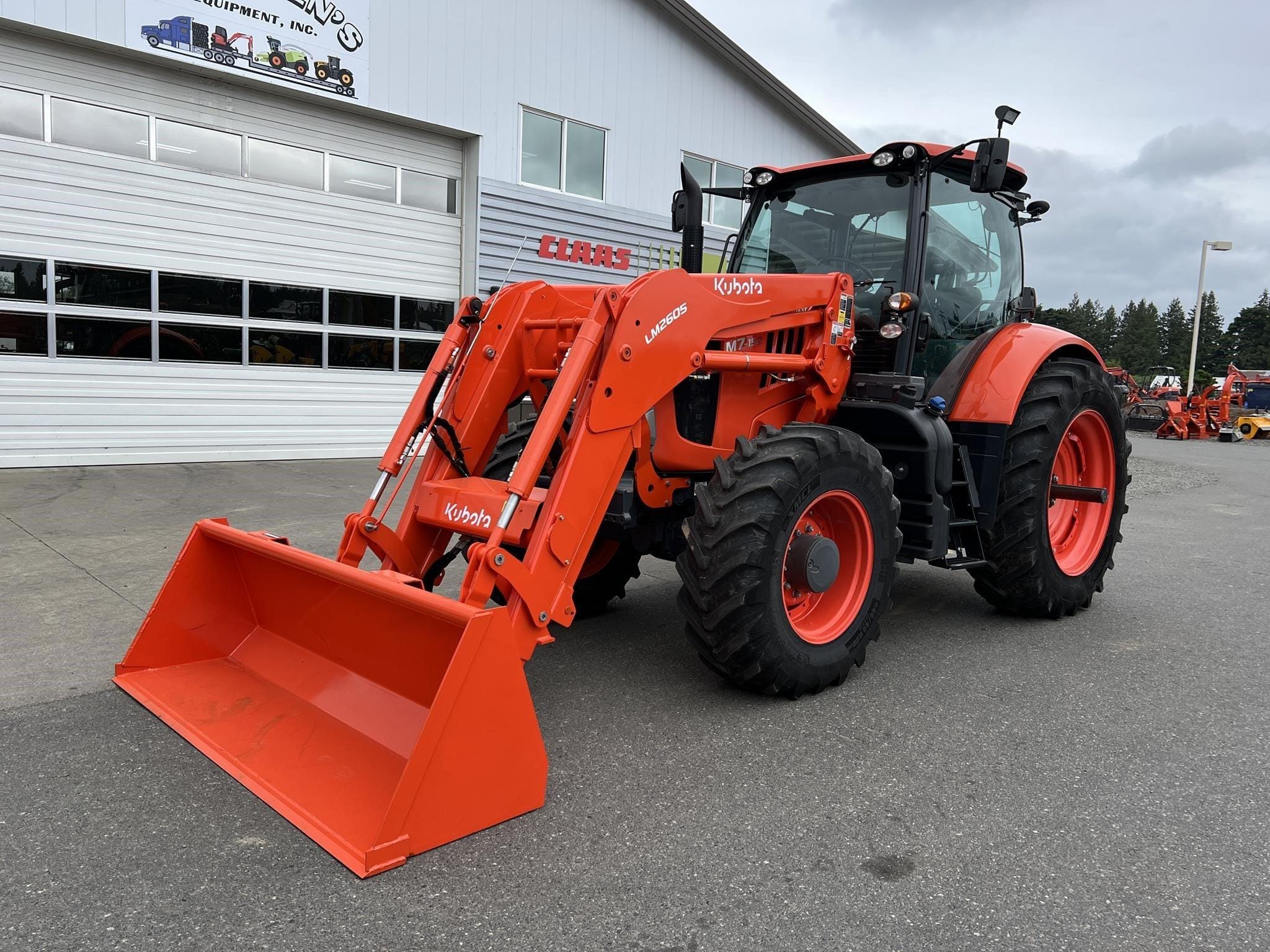 2021 Kubota M7.152 Deluxe Equipment Image0