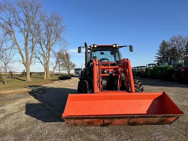 Image of Kubota M7.152 Premium equipment image 3