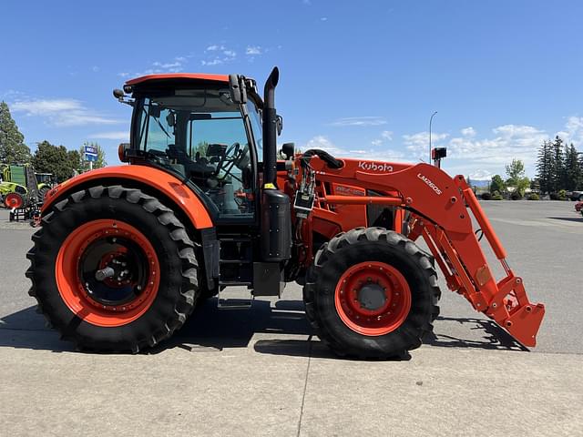 Image of Kubota M7.152 Premium KVT equipment image 4