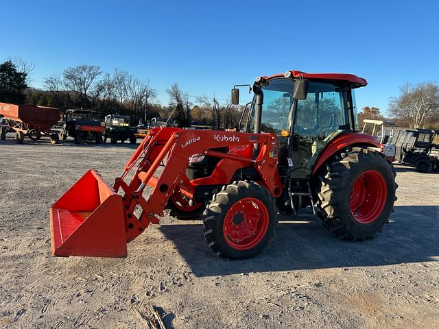 Image of Kubota M7060 equipment image 3