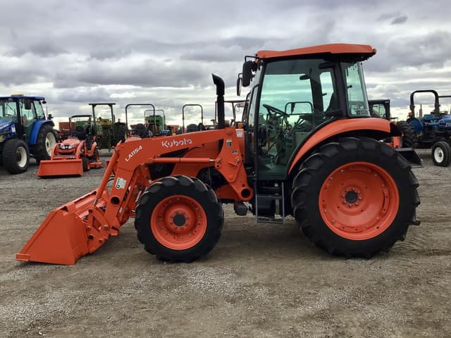 Image of Kubota M7060 equipment image 3