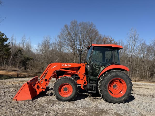 Image of Kubota M7060D equipment image 2