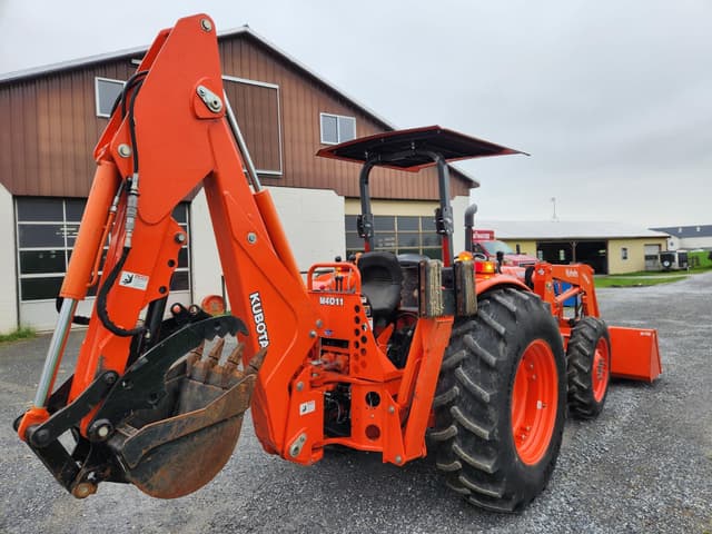 Image of Kubota M7060HD equipment image 4