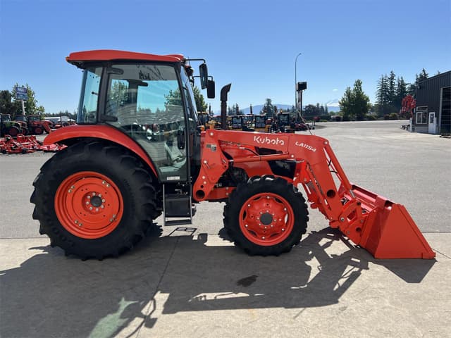 Image of Kubota M7060HDC equipment image 4