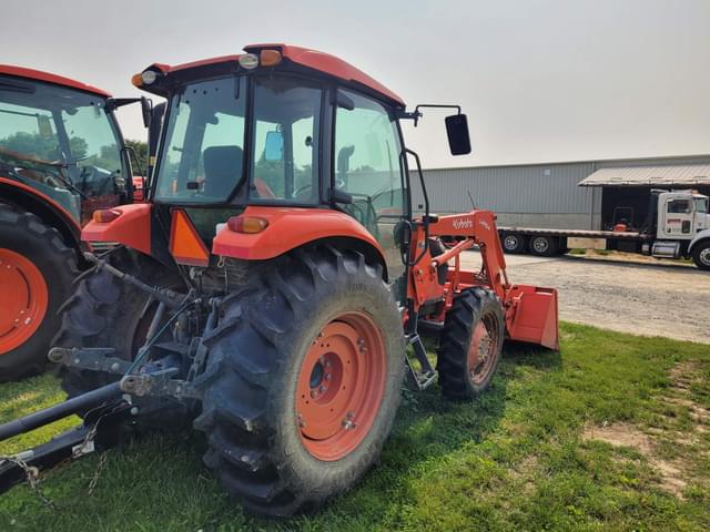 Image of Kubota M7060HDC equipment image 4
