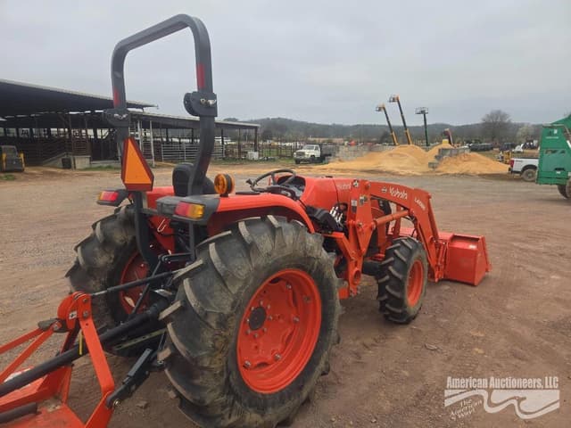 Image of Kubota MX5400 equipment image 3