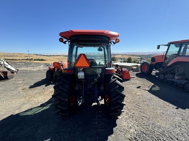 Image of Kubota MX6000 equipment image 3