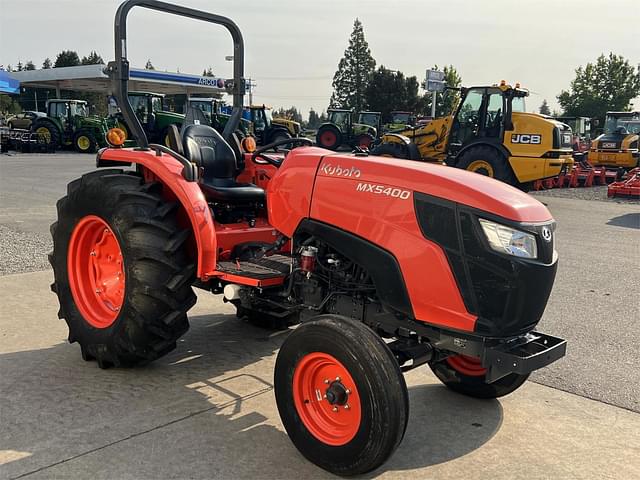 Image of Kubota MX5400 equipment image 3