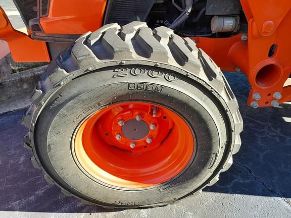 Image of Kubota MX5400 equipment image 4