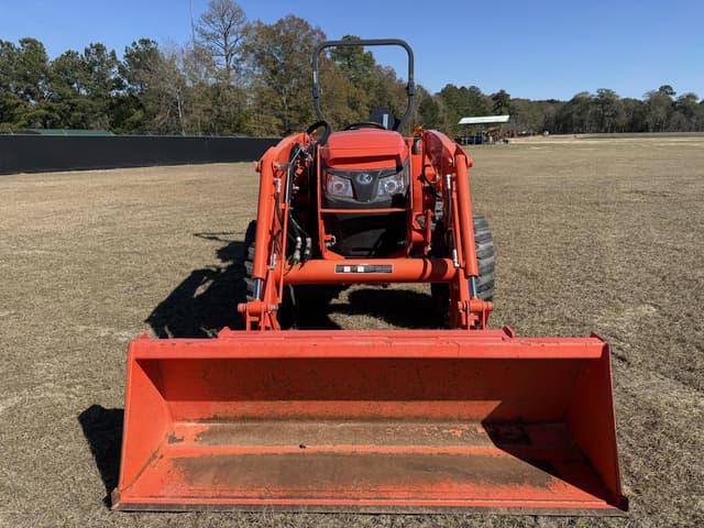 Image of Kubota MX5400DT equipment image 4
