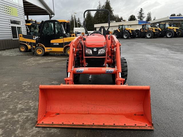 Image of Kubota MX5400 equipment image 2