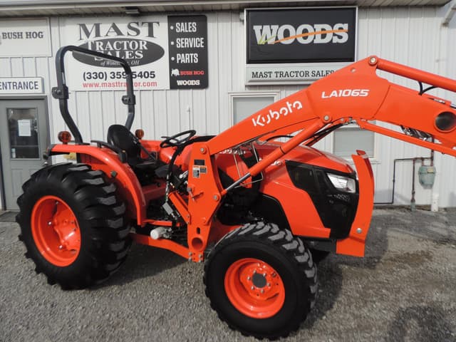Image of Kubota MX5400HST equipment image 3