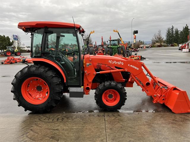 Image of Kubota MX5400 equipment image 4