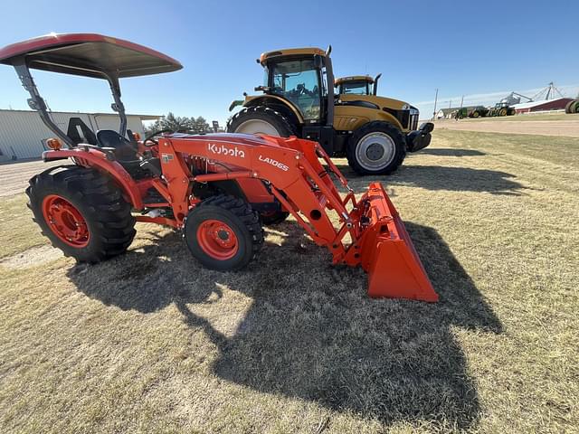 Image of Kubota MX6000 equipment image 4
