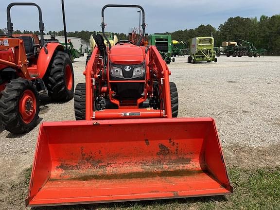 Image of Kubota MX6000 equipment image 3