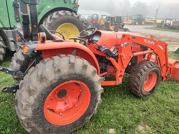 Image of Kubota MX6000 equipment image 1