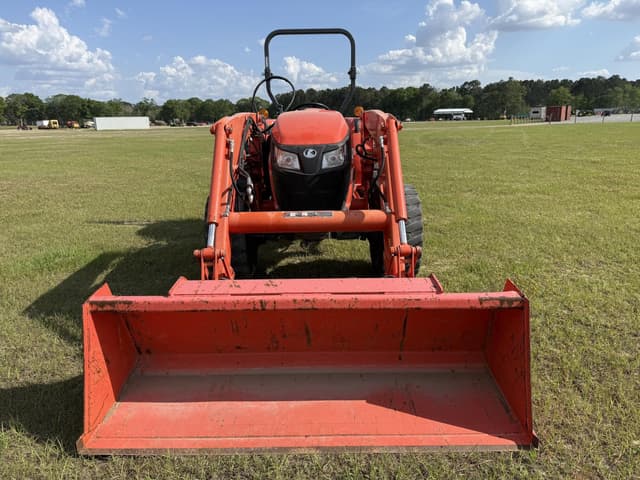 Image of Kubota MX6000HST equipment image 4