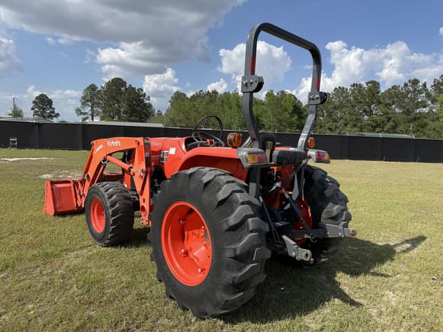 Image of Kubota MX6000HST equipment image 2