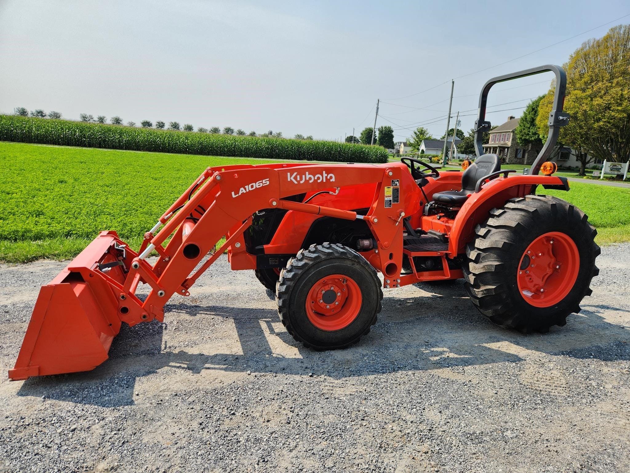 2021 Kubota MX6000HST Equipment Image0