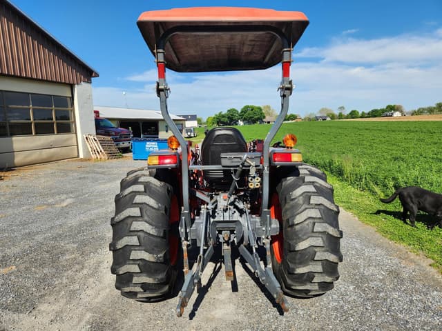 Image of Kubota MX6000HST equipment image 3
