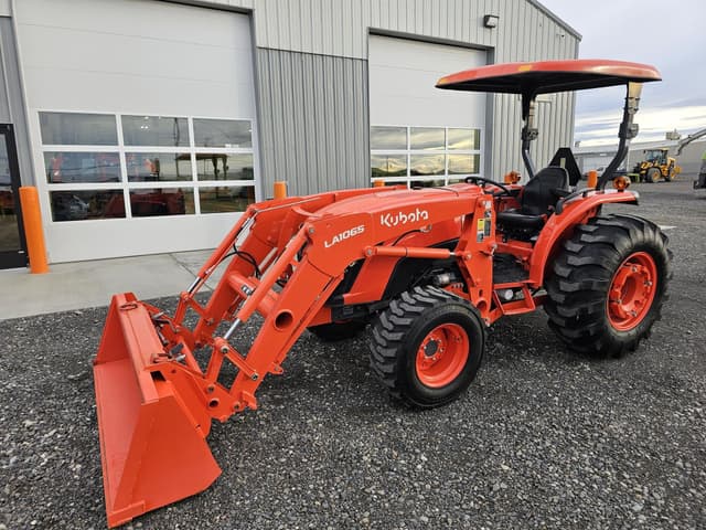 Image of Kubota MX6000HST equipment image 3