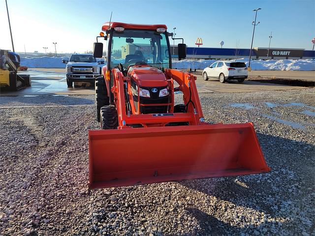 Image of Kubota MX6000 equipment image 2