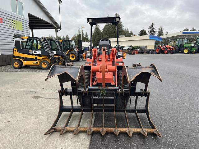 Image of Kubota R430 equipment image 2